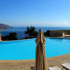 Chic Taormina
